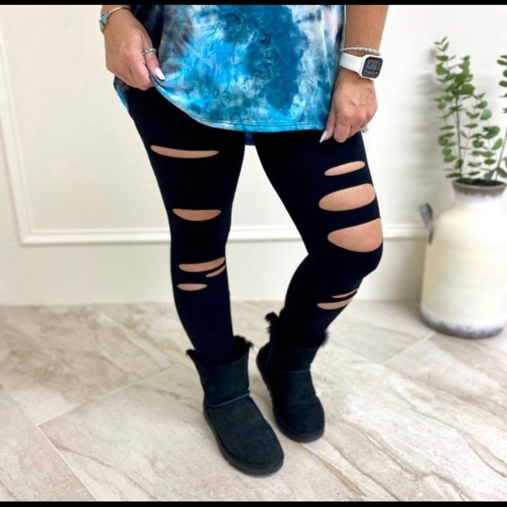 NWT Stylish Leggings with Cuts